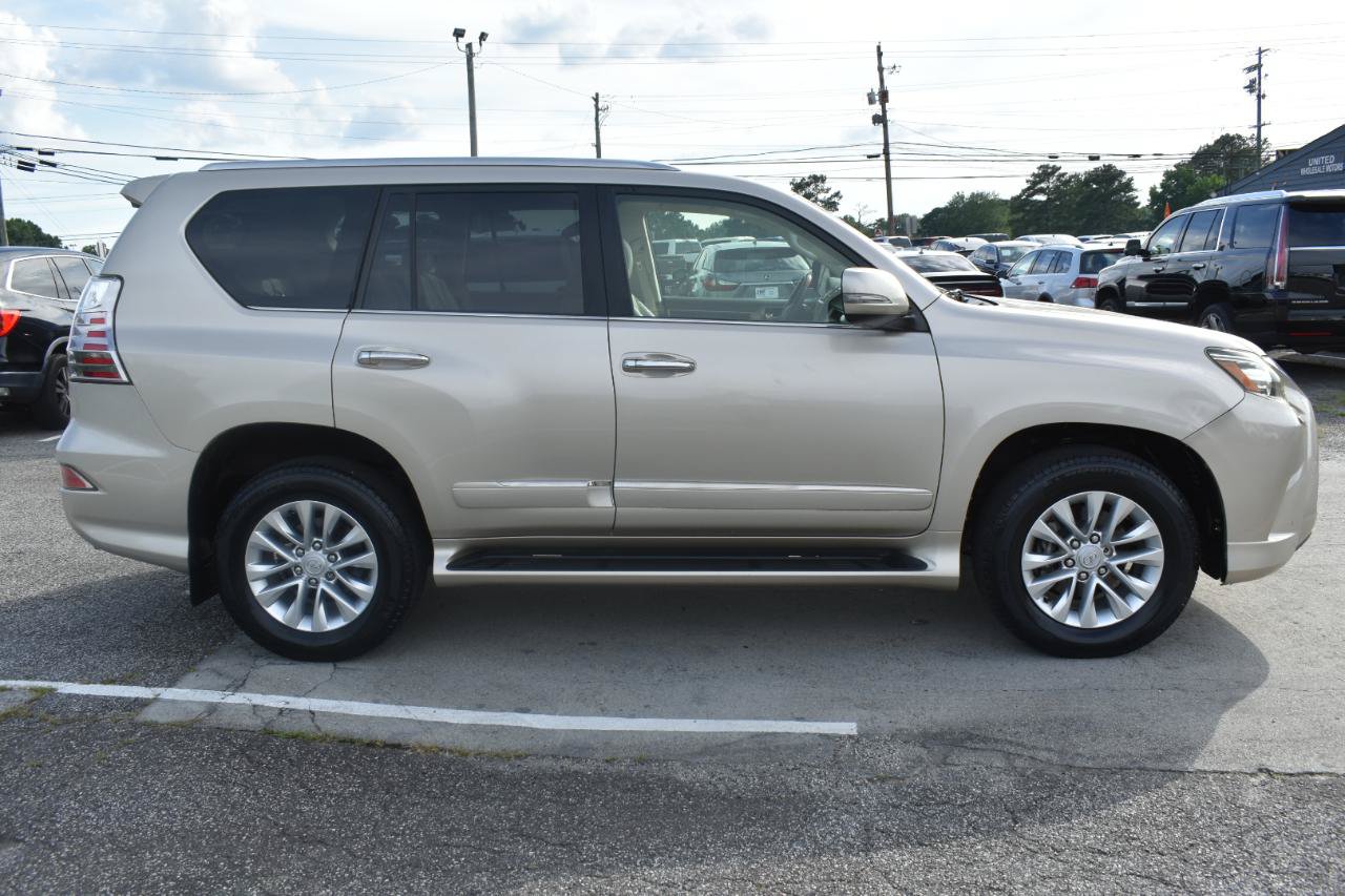 Used 2014 Lexus GX 460 w/ Premium Package AWD/4WD image 5