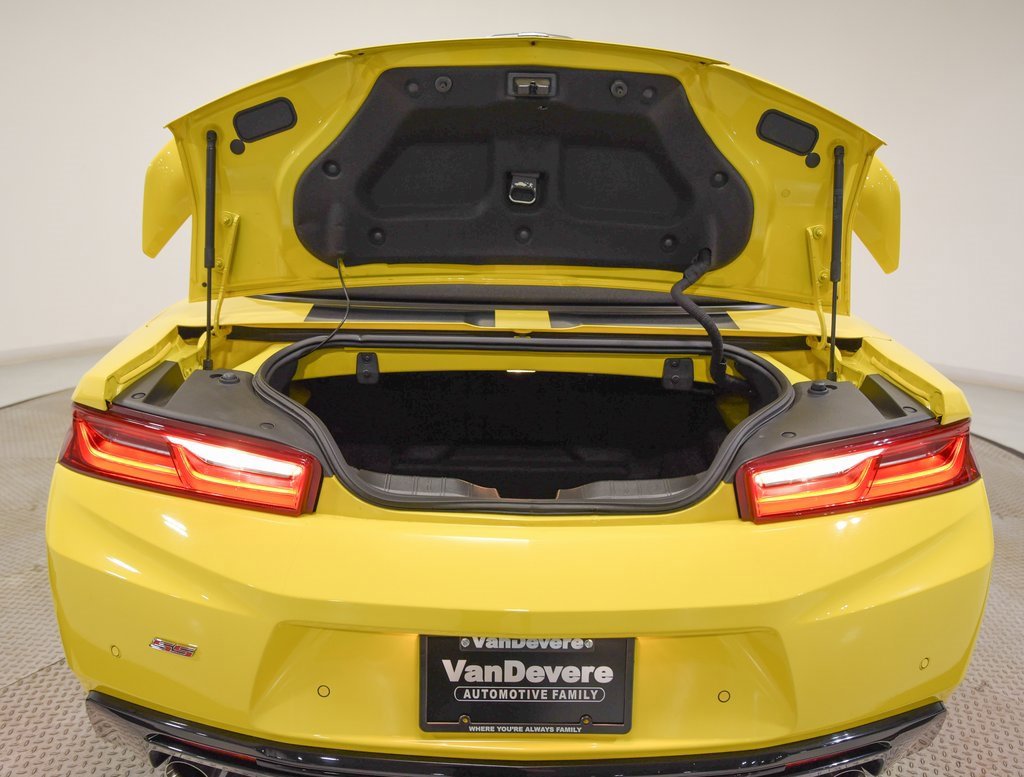 Used 2017 Chevrolet Camaro SS image 14