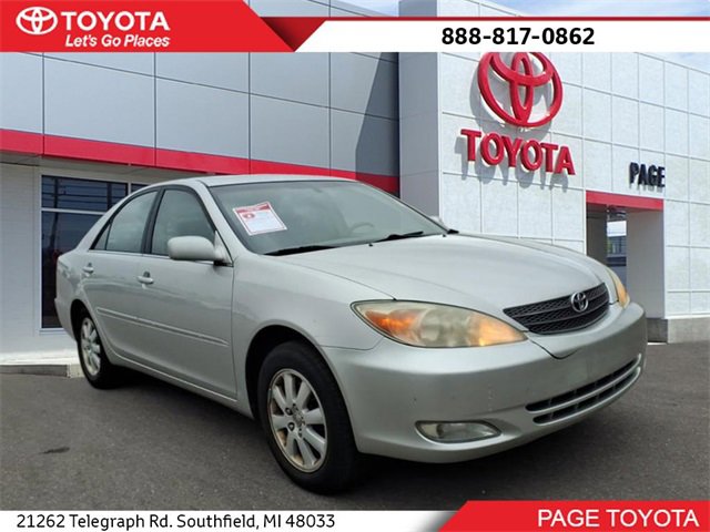 Used 2004 Toyota Camry XLE