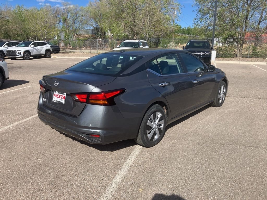 Used 2025 Nissan Altima 2.5 S FWD image 5