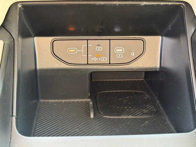 Used 2025 Kia Sorento S w/ Panoramic Sunroof Package image 52