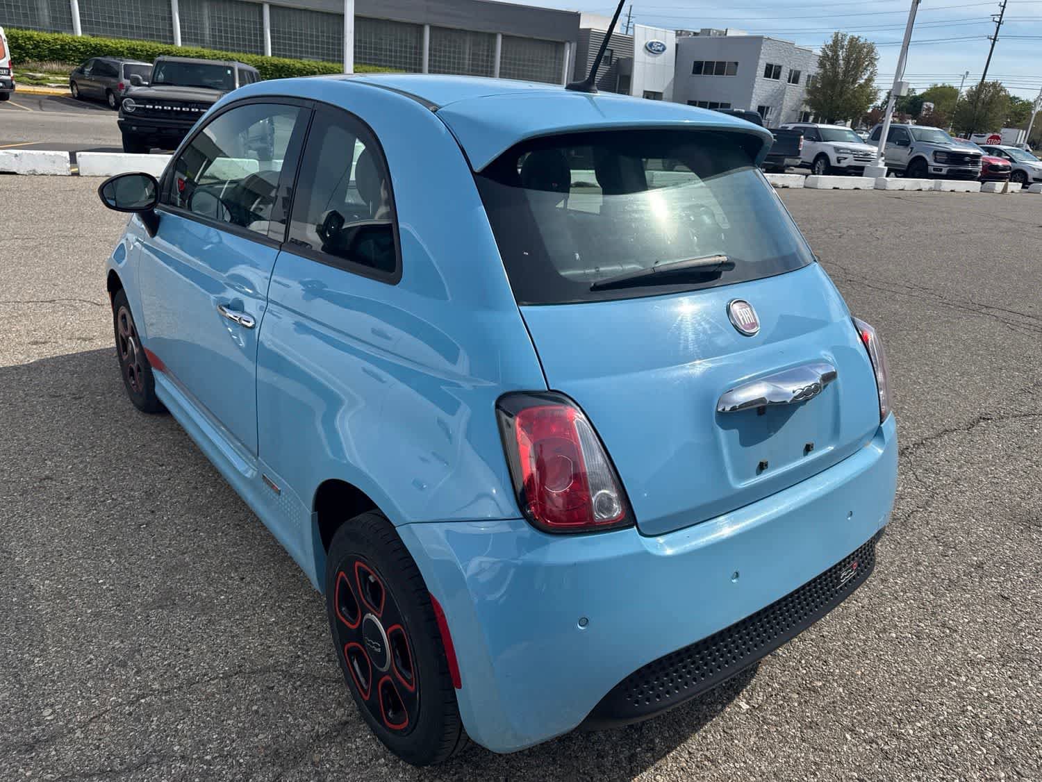 Used 2015 FIAT 500 e w/ Esport Package FWD image 24