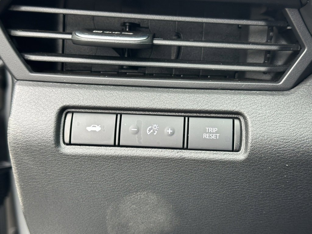 Used 2024 Nissan Altima 2.5 SV image 31