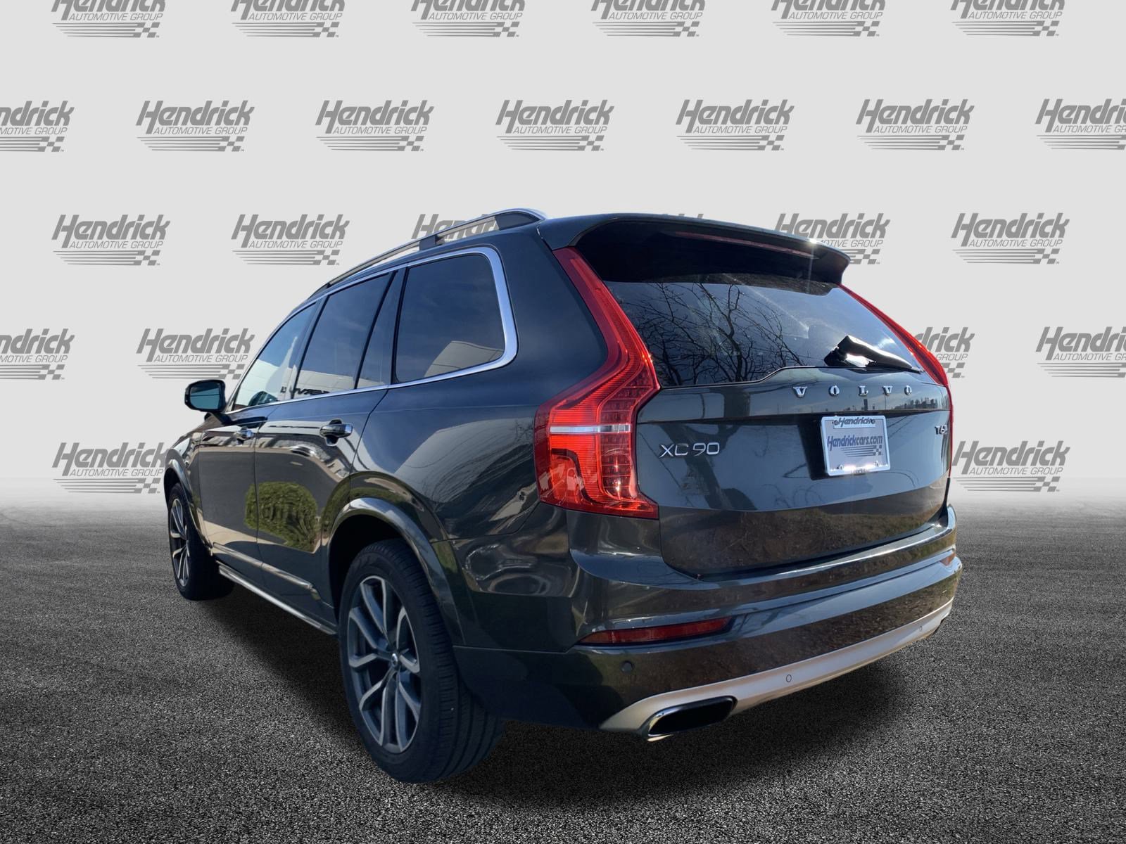 Used 2018 Volvo XC90 T6 Momentum w/ Momentum Plus Package image 8