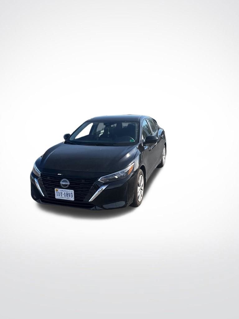 Used 2025 Nissan Sentra S image 2