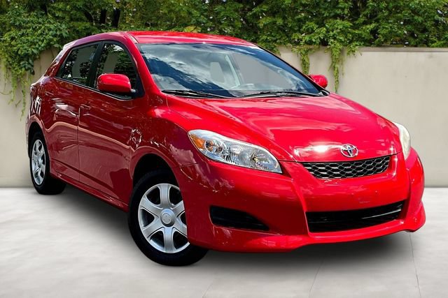 Used 2010 Toyota Matrix FWD image 3