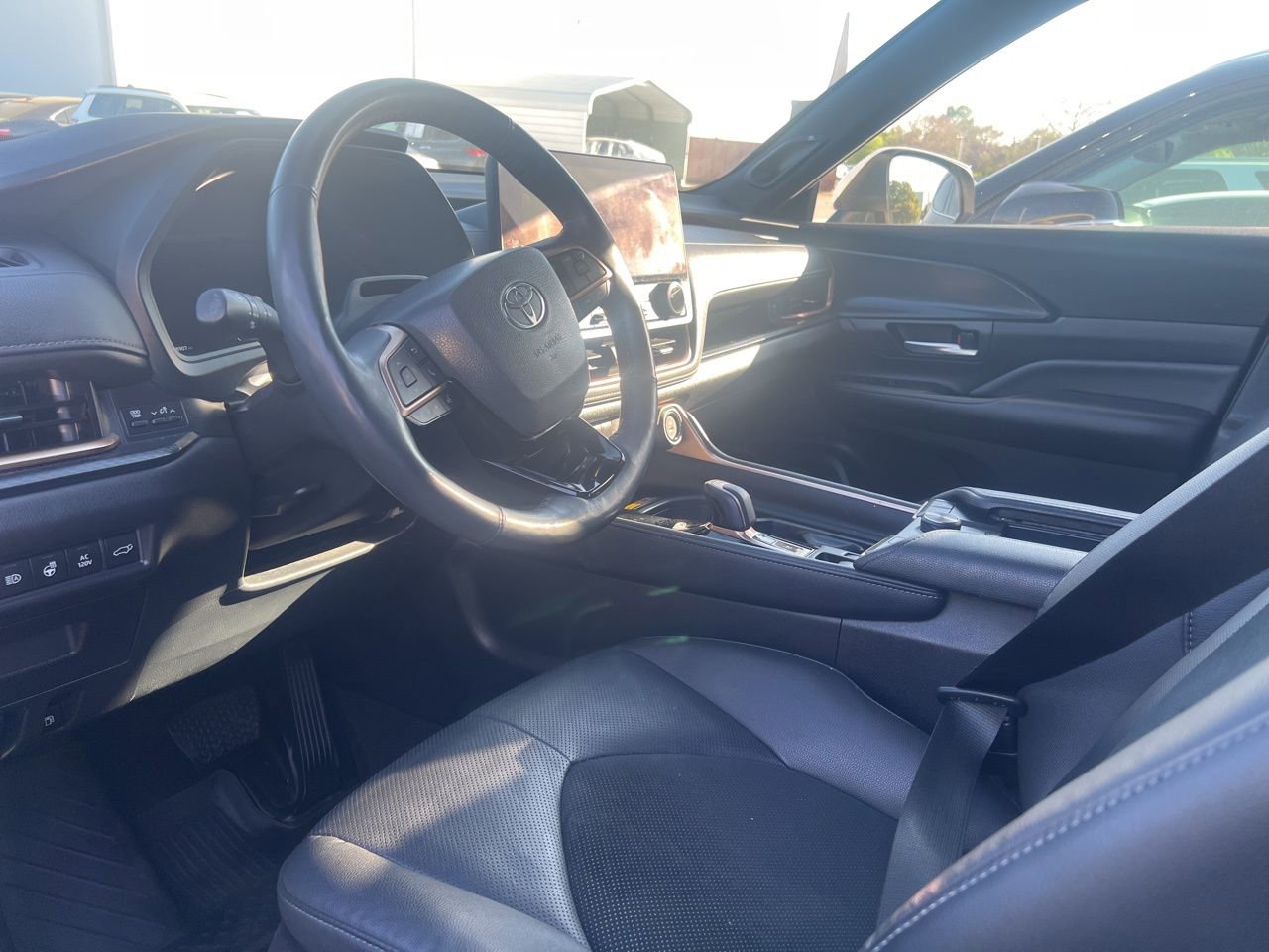 Used 2024 Toyota Grand Highlander AWD Hybrid image 9