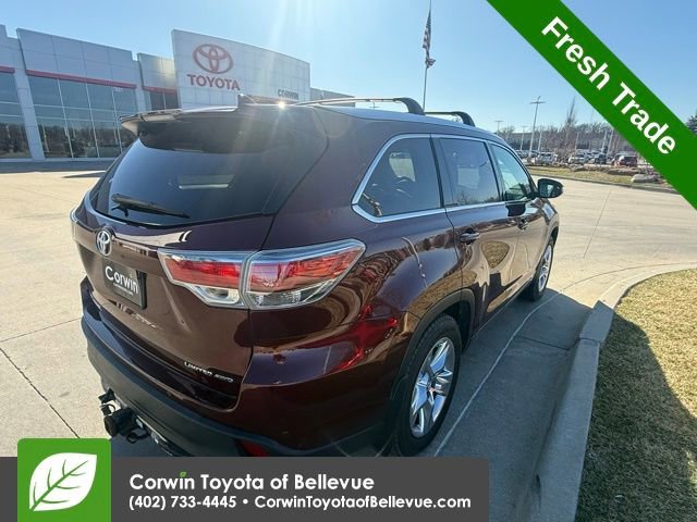Used 2015 Toyota Highlander Limited image 3