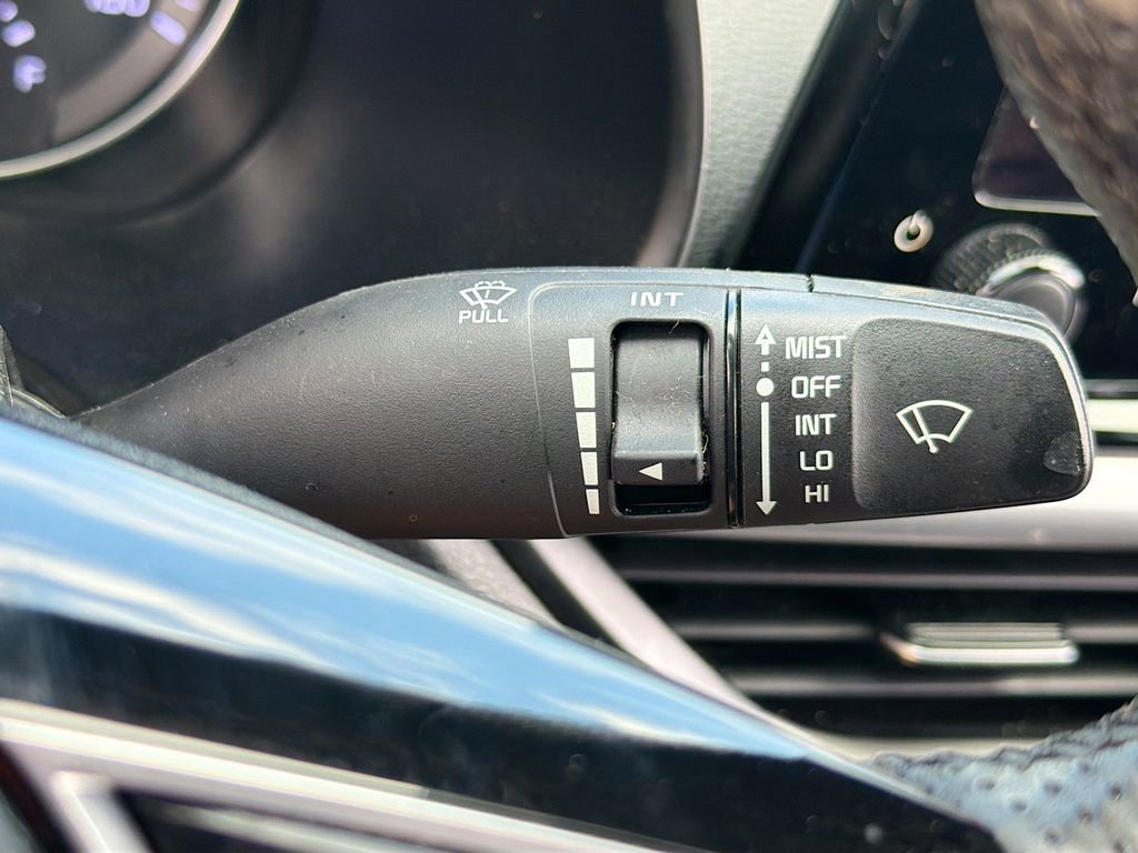 Used 2023 Kia Forte GT-Line w/ GT-Line Premium Package image 12