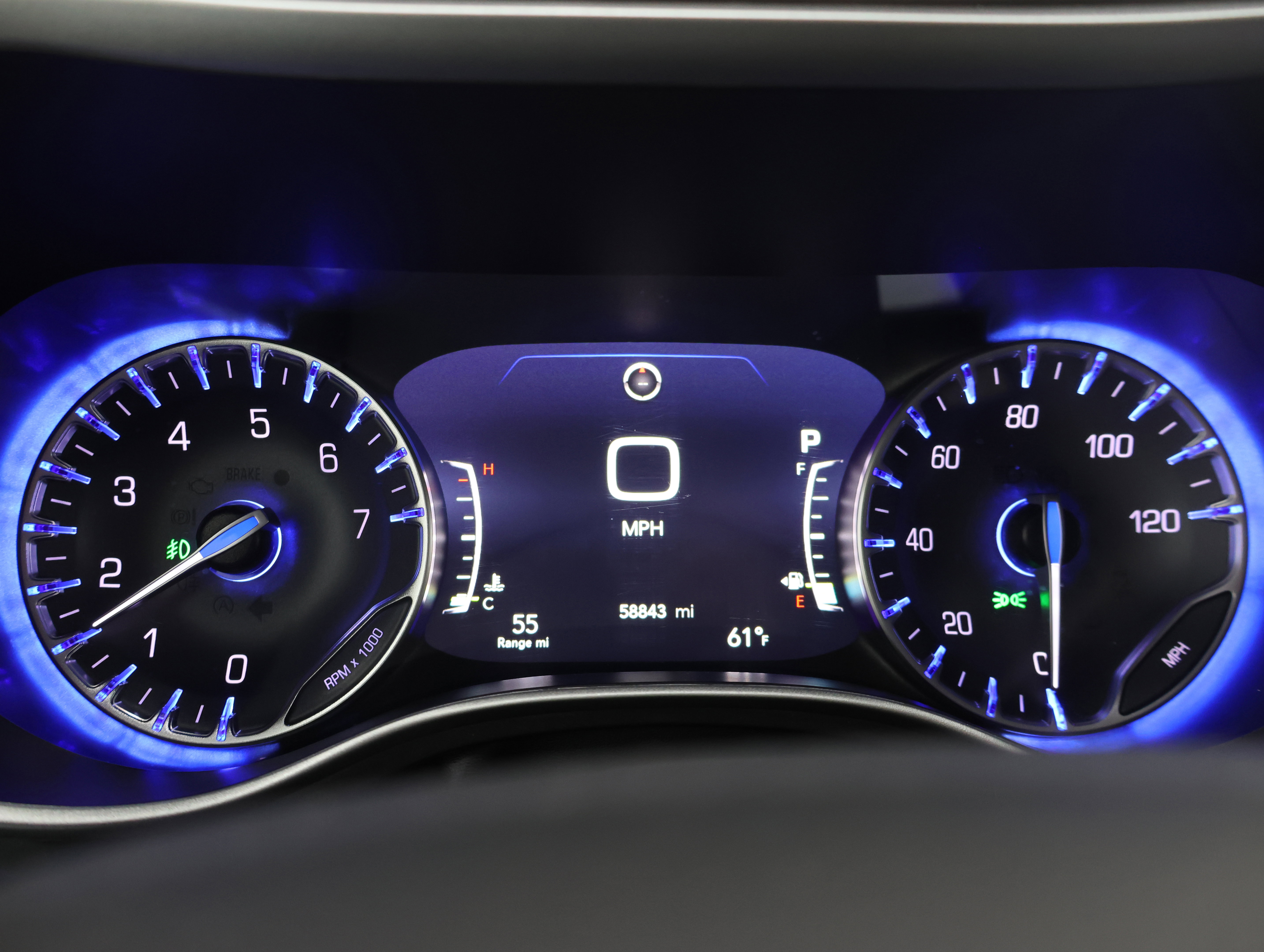 Used 2024 Chrysler Pacifica Touring-L FWD image 11