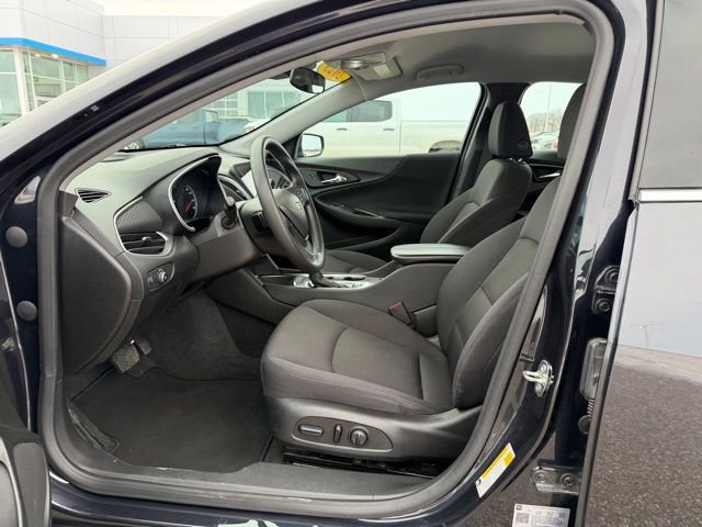 Used 2023 Chevrolet Malibu LT image 11
