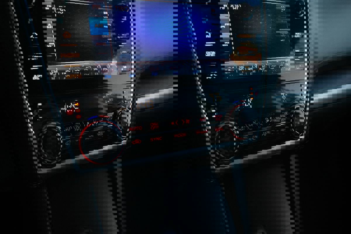 Used 2018 Subaru Outback 3.6R Limited w/ Popular Package #2 image 21