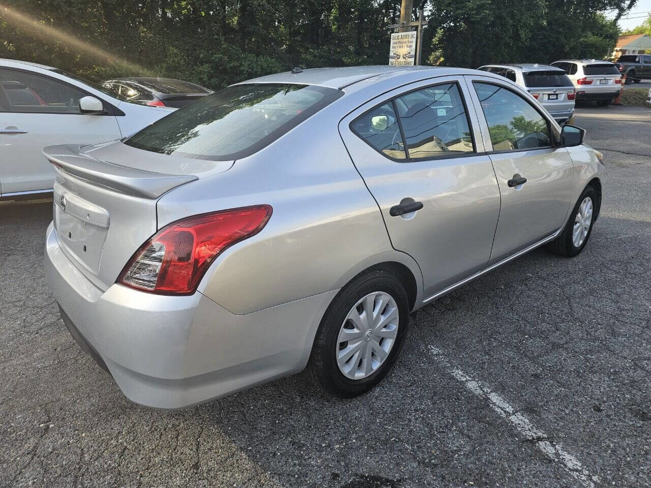 Used 2017 Nissan Versa S Plus image 10