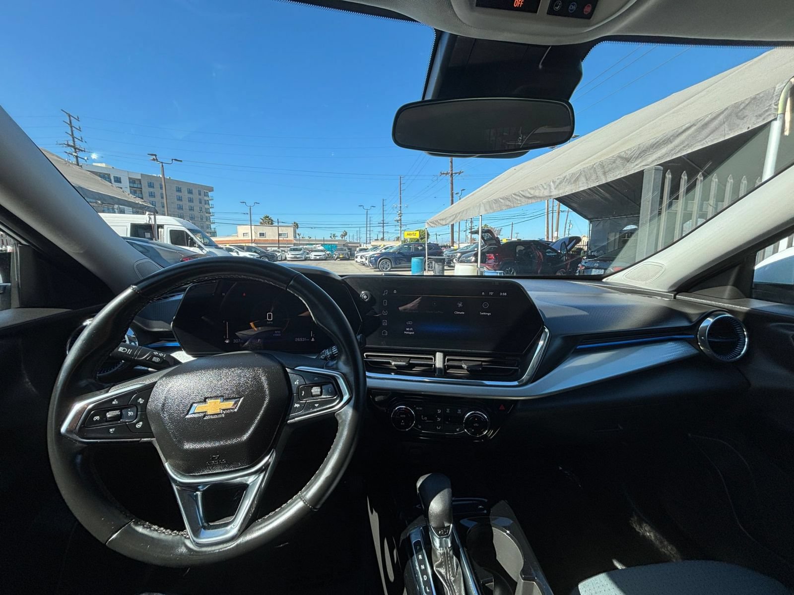 Used 2025 Chevrolet Trax LT w/ LT Convenience Package FWD image 62