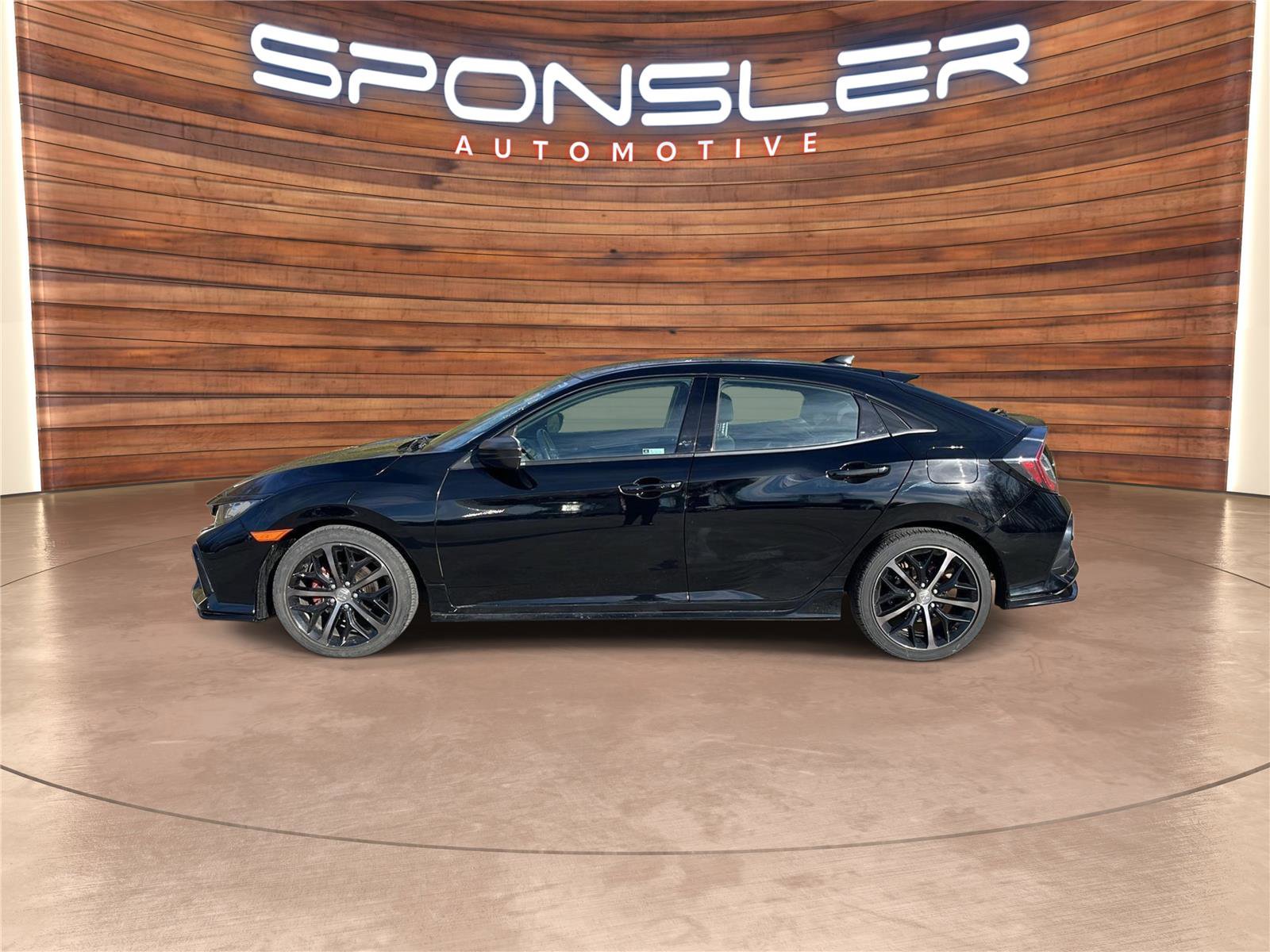 Used 2021 Honda Civic Sport image 2