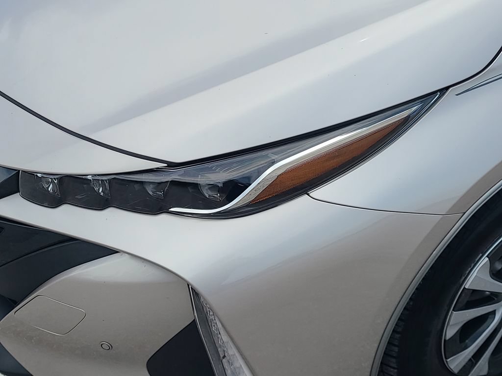 Used 2021 Toyota Prius Prime FWD image 22