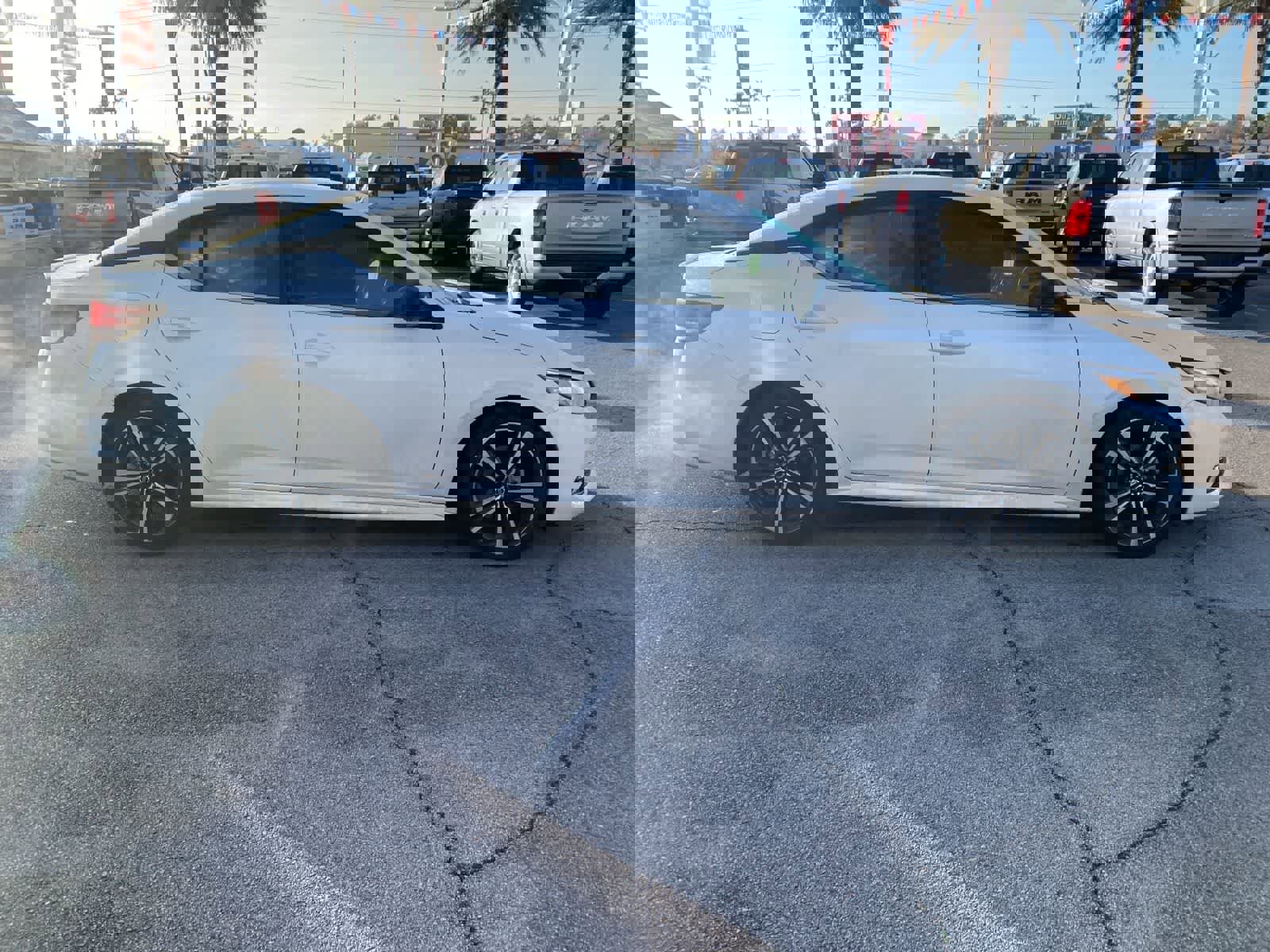 Used 2021 Nissan Sentra SR w/ Electronics Package image 4