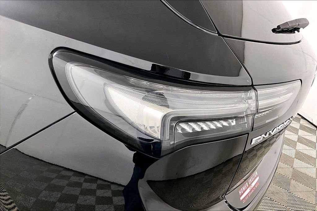 Used 2022 Buick Envision Avenir w/ Safety Package image 29