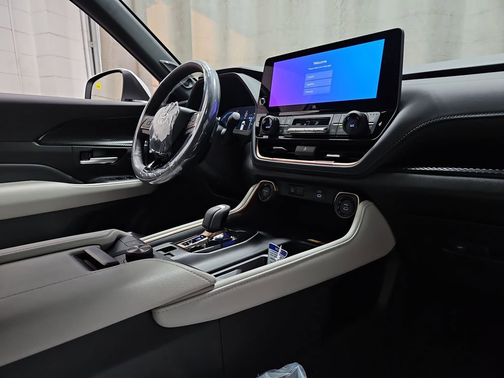 New 2026 Toyota Grand Highlander AWD Hybrid image 31