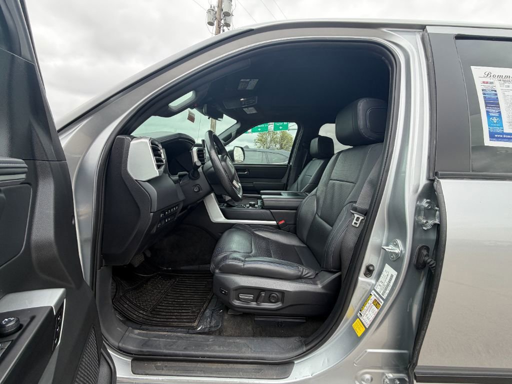 Used 2024 Toyota Tundra Platinum AWD/4WD image 13