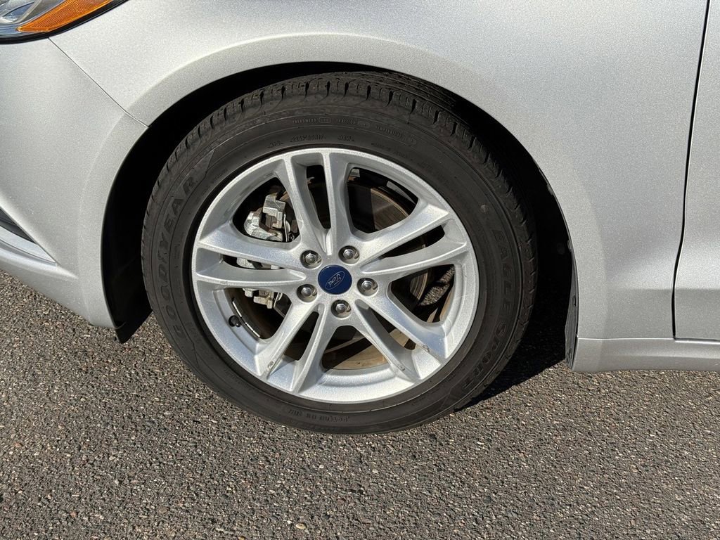 Used 2018 Ford Fusion S image 5