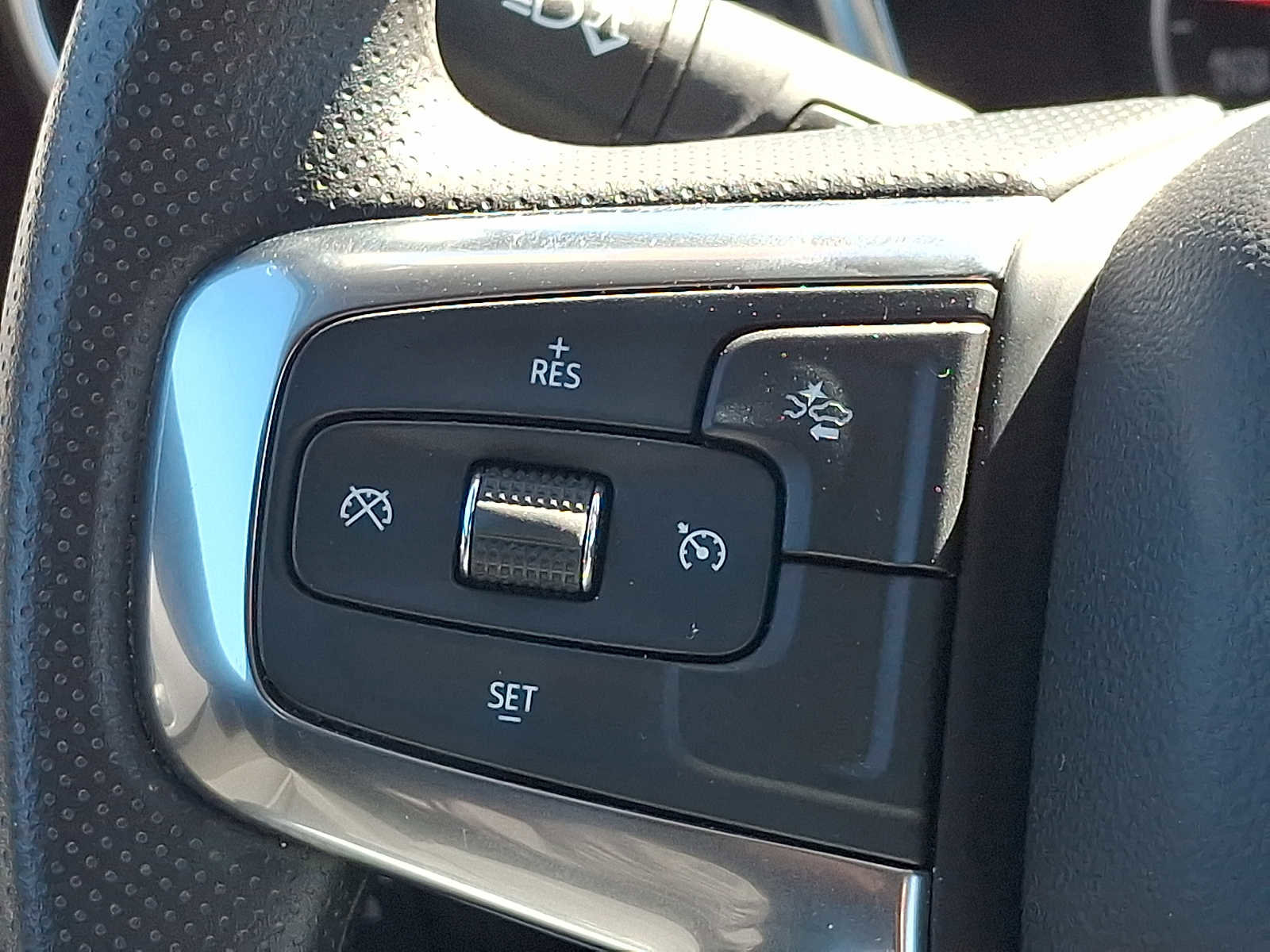 Used 2025 Chevrolet Blazer LT AWD/4WD image 20