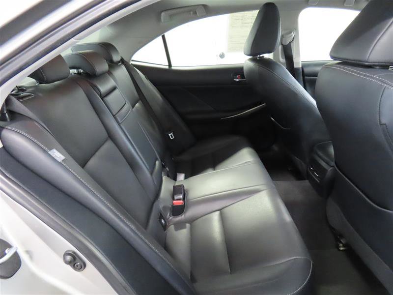 Used 2015 Lexus IS 250 w/ Premium Package RWD image 28