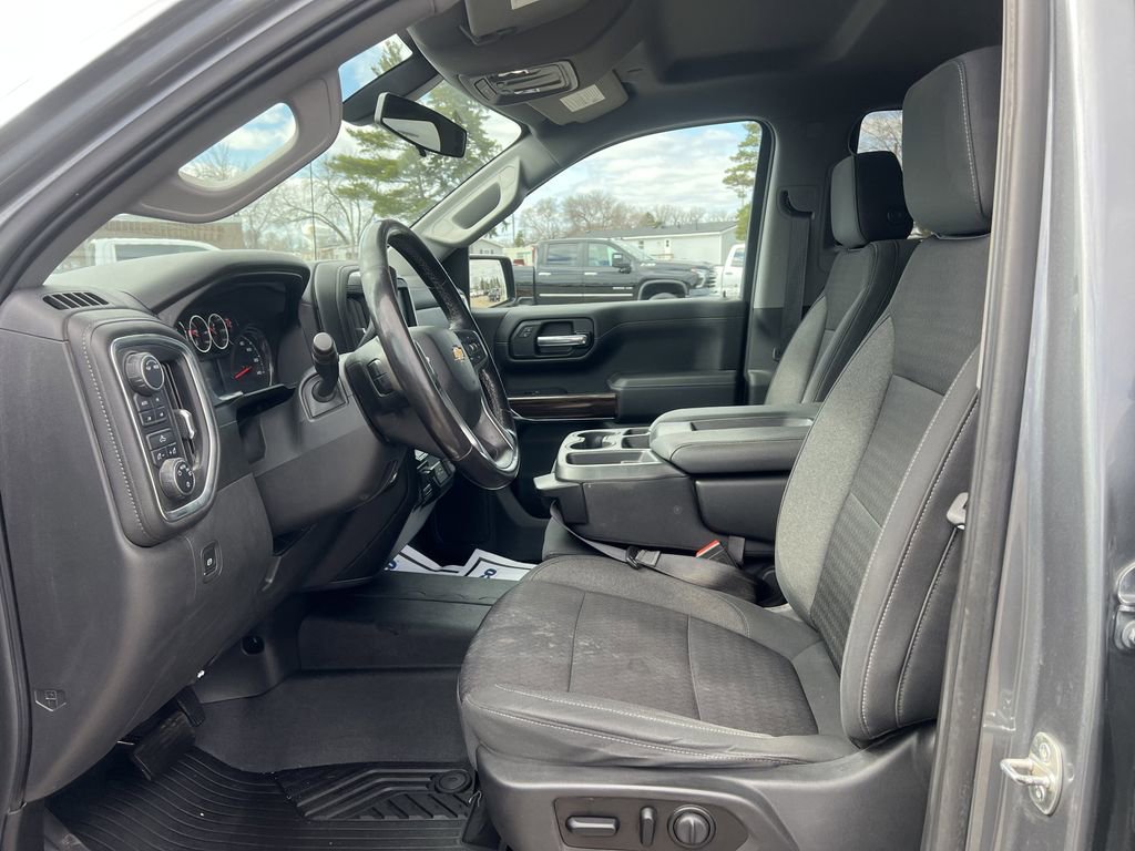 Certified 2021 Chevrolet Silverado 1500 LT AWD/4WD image 17