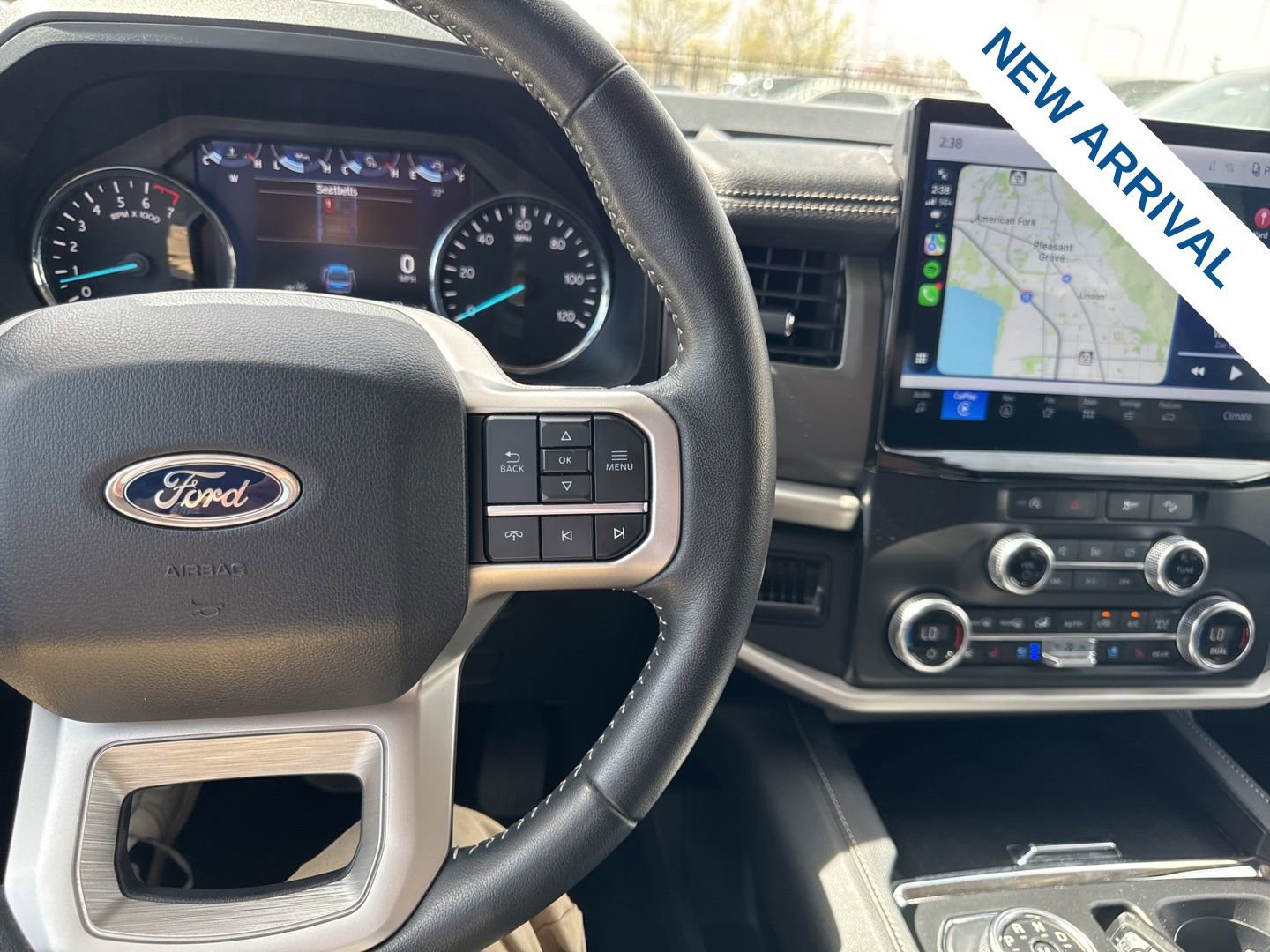 Used 2024 Ford Expedition Max XLT image 23