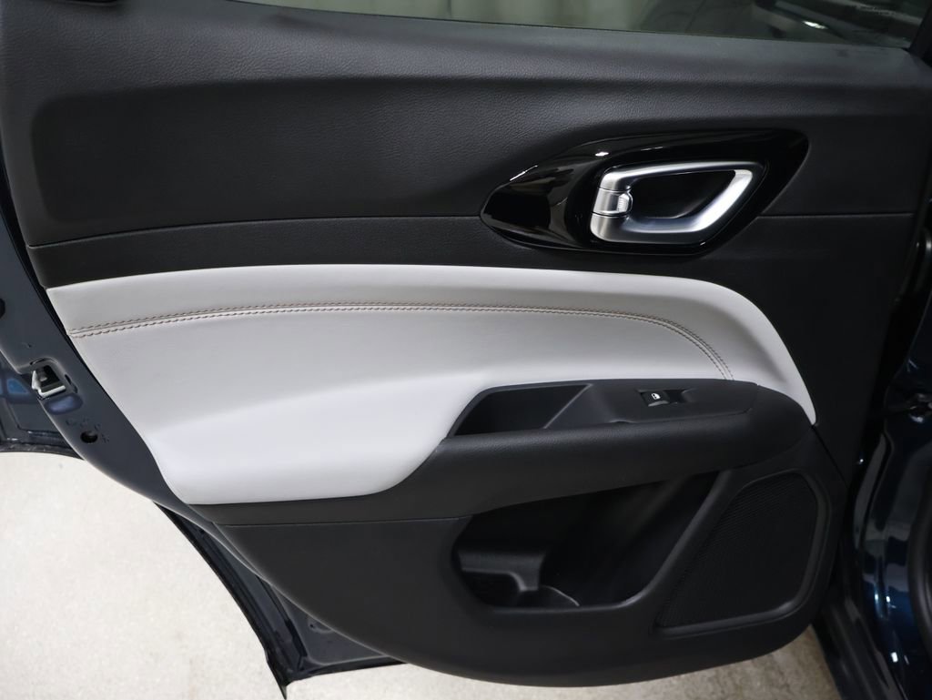 New 2026 Jeep Compass Limited image 13