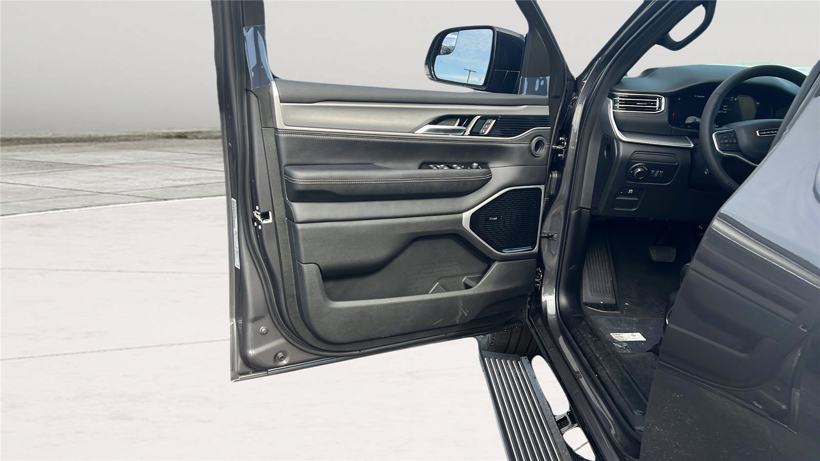 New 2026 Jeep Grand Wagoneer Limited AWD/4WD image 17