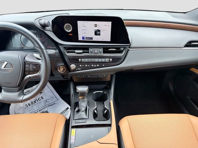Used 2025 Lexus ES 350 w/ Premium Package image 19