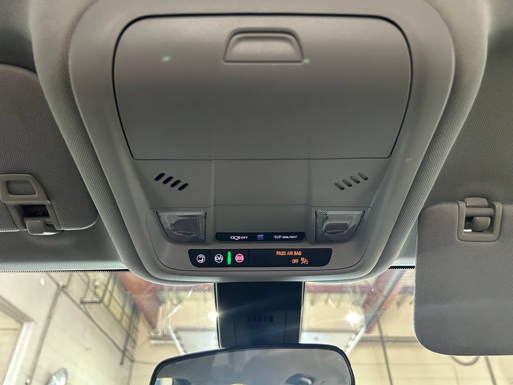 Used 2022 Chevrolet Equinox LT FWD image 31