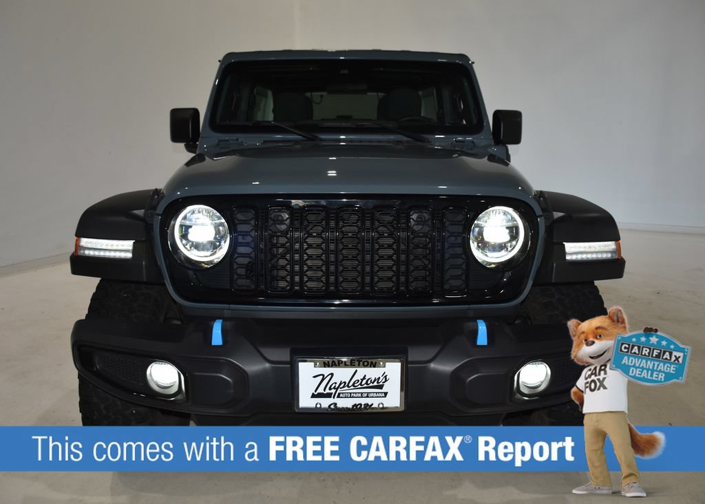 Used 2024 Jeep Wrangler Unlimited AWD/4WD image 2