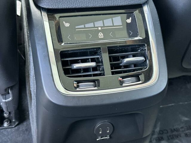 Used 2021 Volvo XC90 T8 Inscription Expression w/ Advanced Package image 15