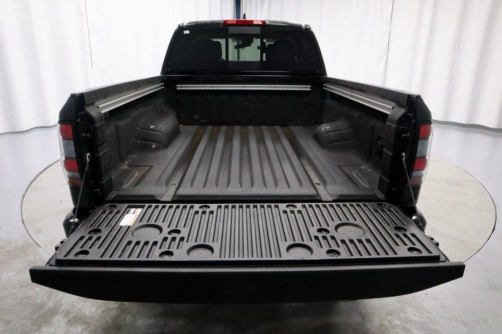 Certified 2024 Nissan Frontier SV w/ Technology Package image 16