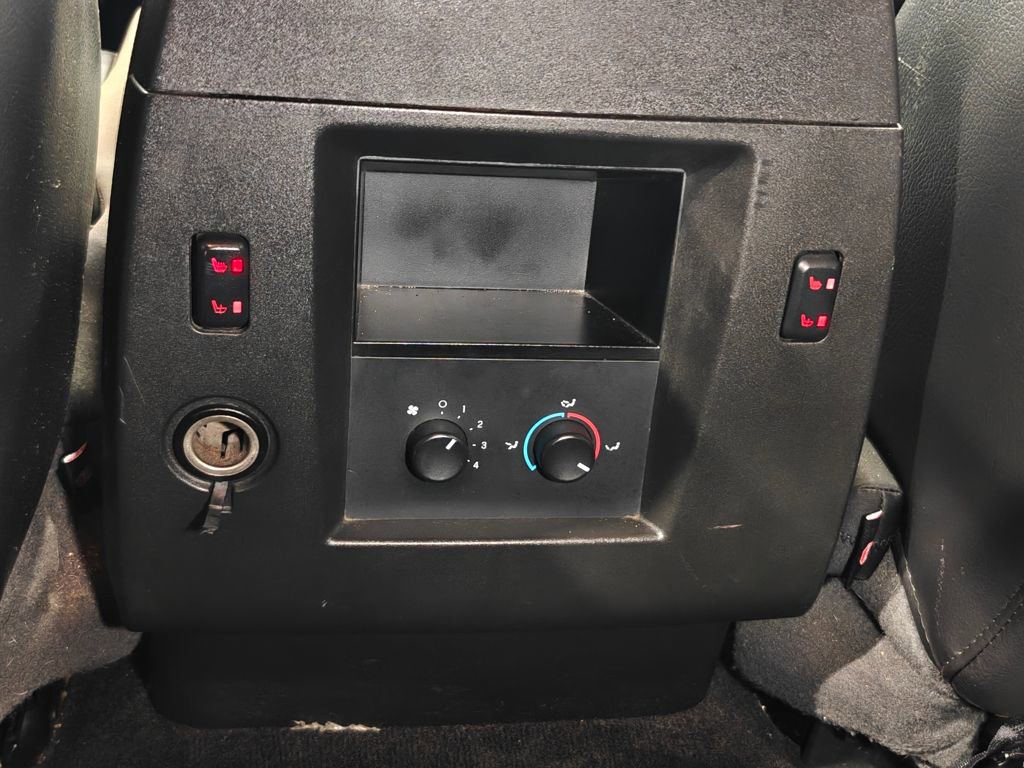 Used 2010 Ford Expedition Limited image 39