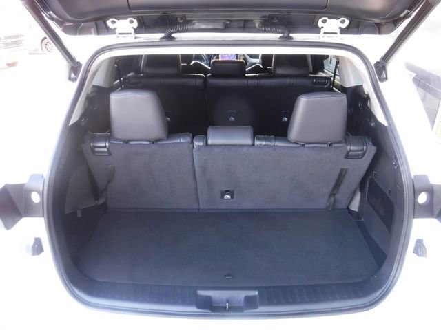 Used 2023 Toyota Highlander XLE image 44