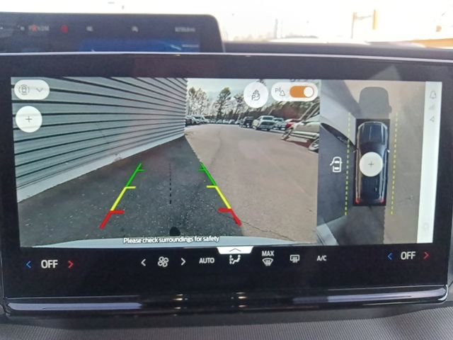 Used 2025 Ford Expedition Active RWD image 25