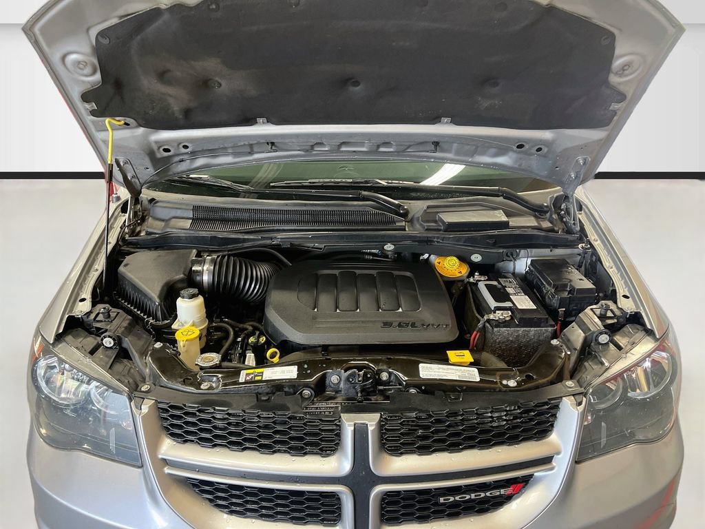 Used 2019 Dodge Grand Caravan GT FWD image 31