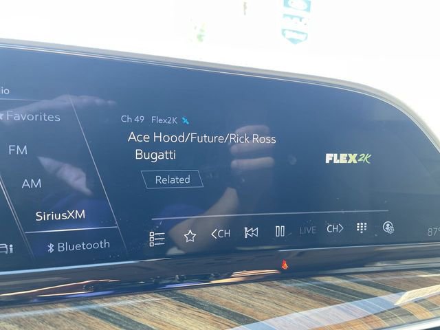 Used 2021 Cadillac Escalade ESV Sport Platinum AWD/4WD image 13