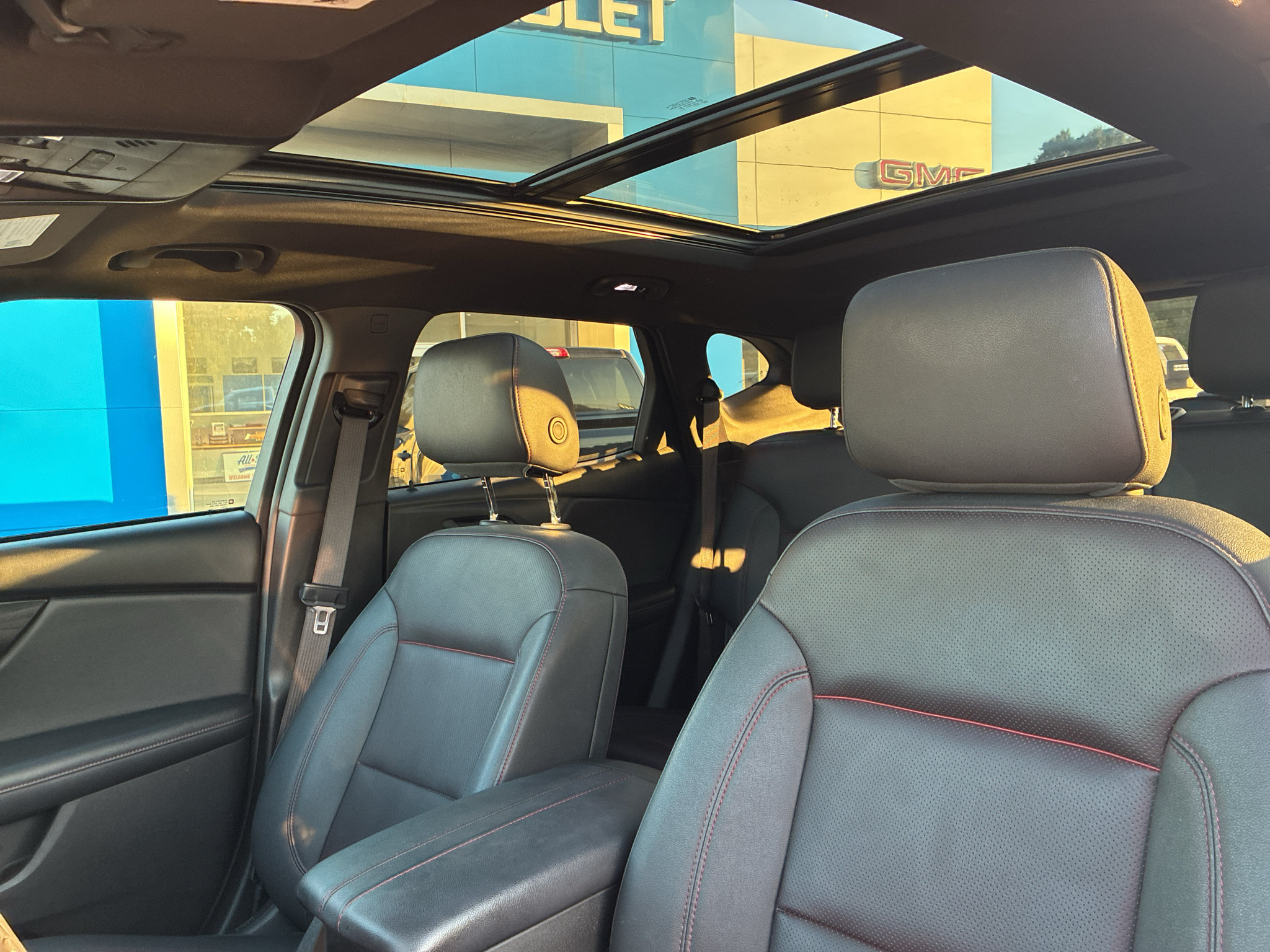 Used 2024 Chevrolet Blazer RS w/ Driver Confidence II Package FWD image 6