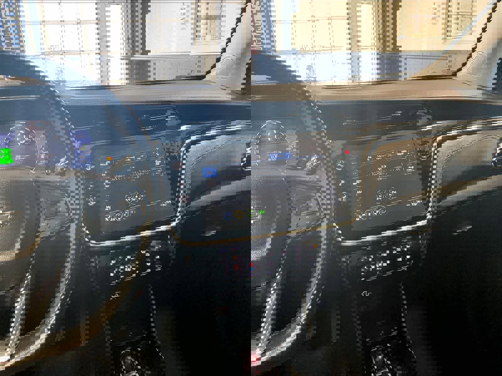 Used 2023 Chevrolet Bolt EUV LT w/ Comfort Package FWD image 18