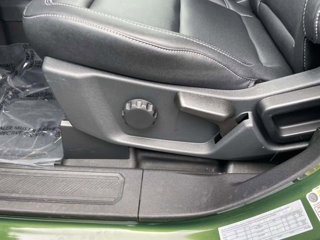 New 2025 Ford Bronco Badlands image 11