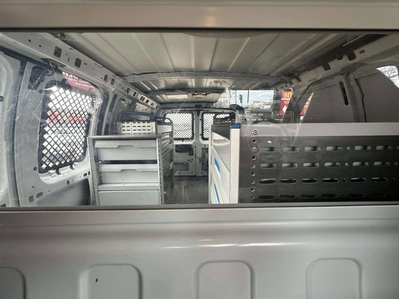 Used 2014 Chevrolet Express 2500 image 23