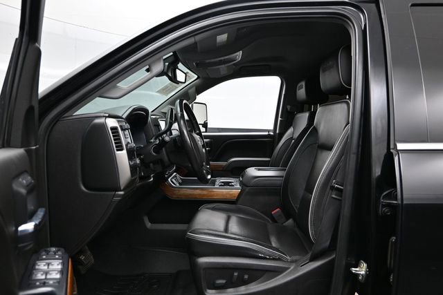 Used 2019 Chevrolet Silverado 2500 High Country w/ Duramax Plus Package AWD/4WD image 27