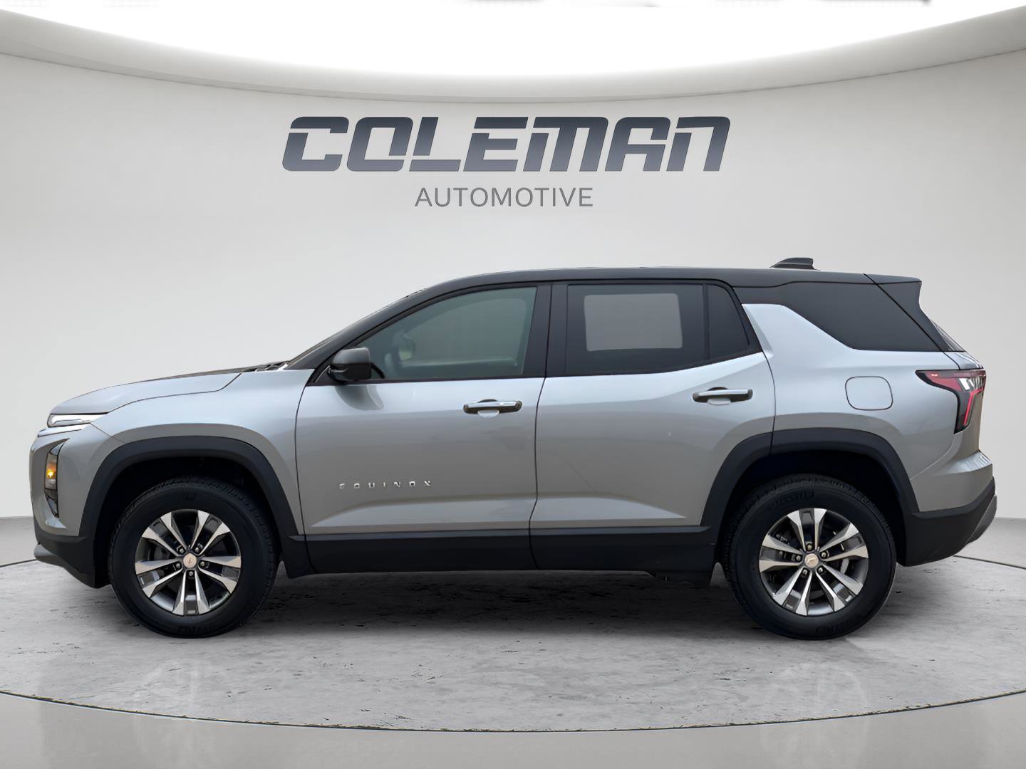 New 2026 Chevrolet Equinox LT w/ Safety and Technology Package image 2