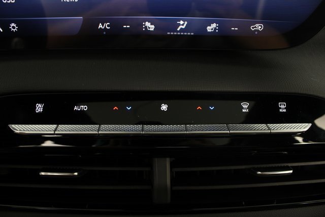 New 2026 Buick Enclave Sport Touring w/ Power Package image 8