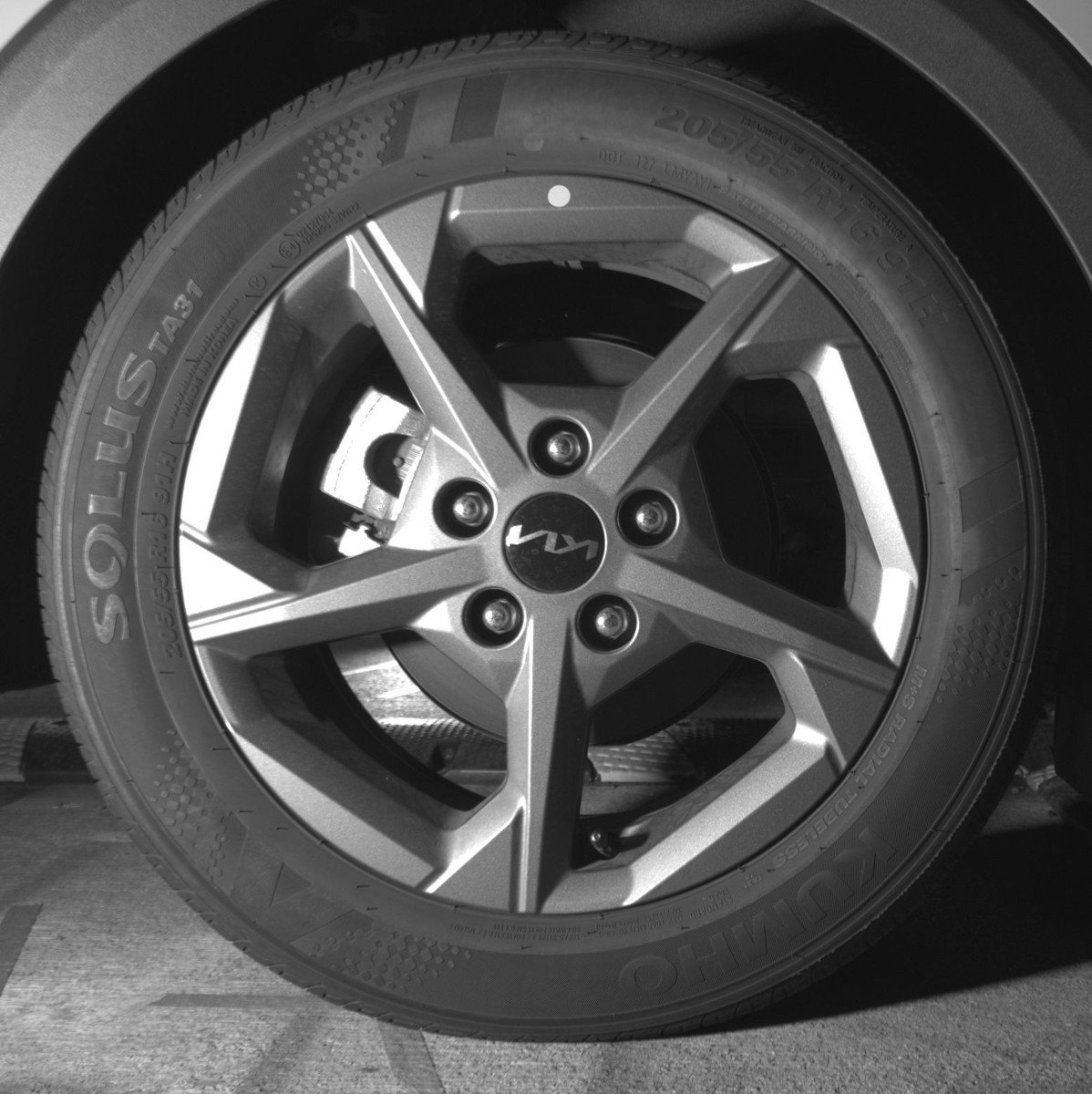 Used 2025 Kia K4 LXS FWD image 15