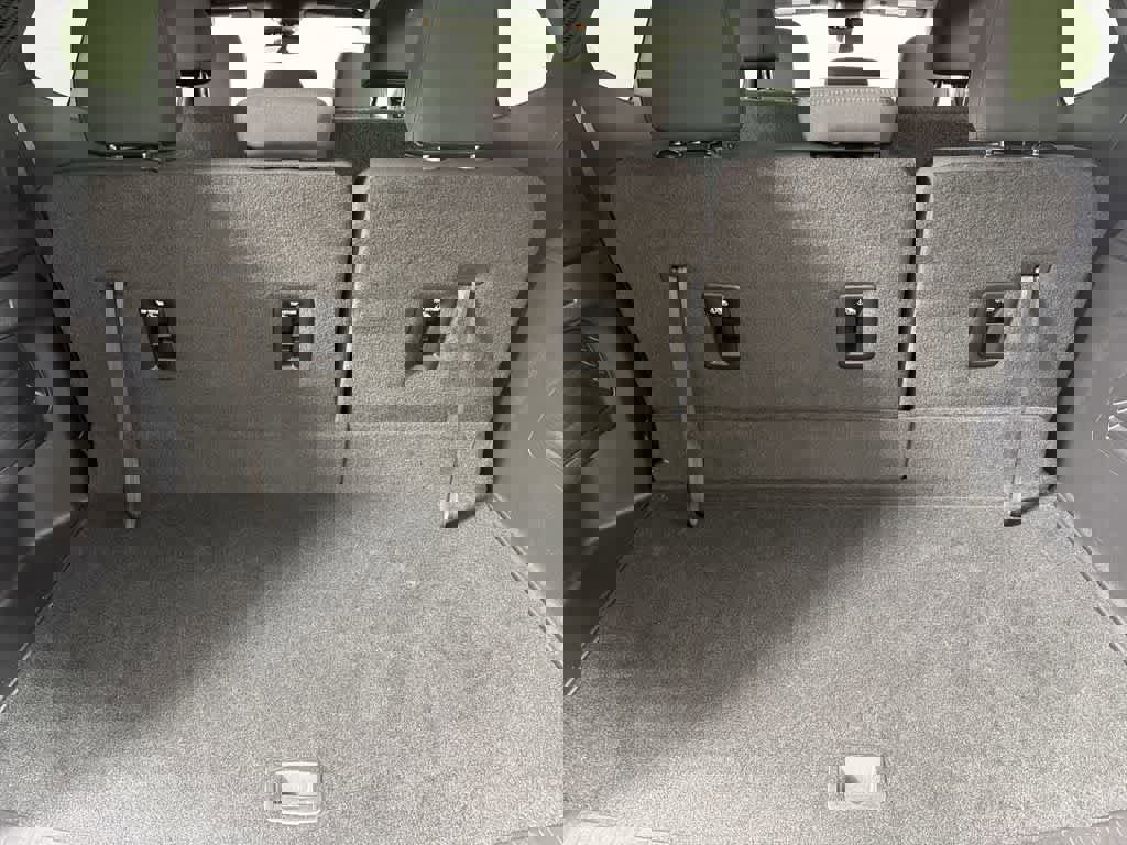 New 2025 GMC Acadia Elevation image 33